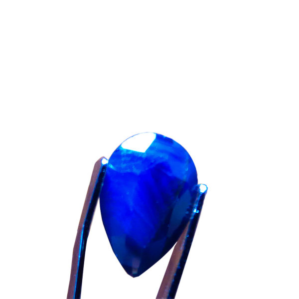 saphir bleu poire 2.20 carats